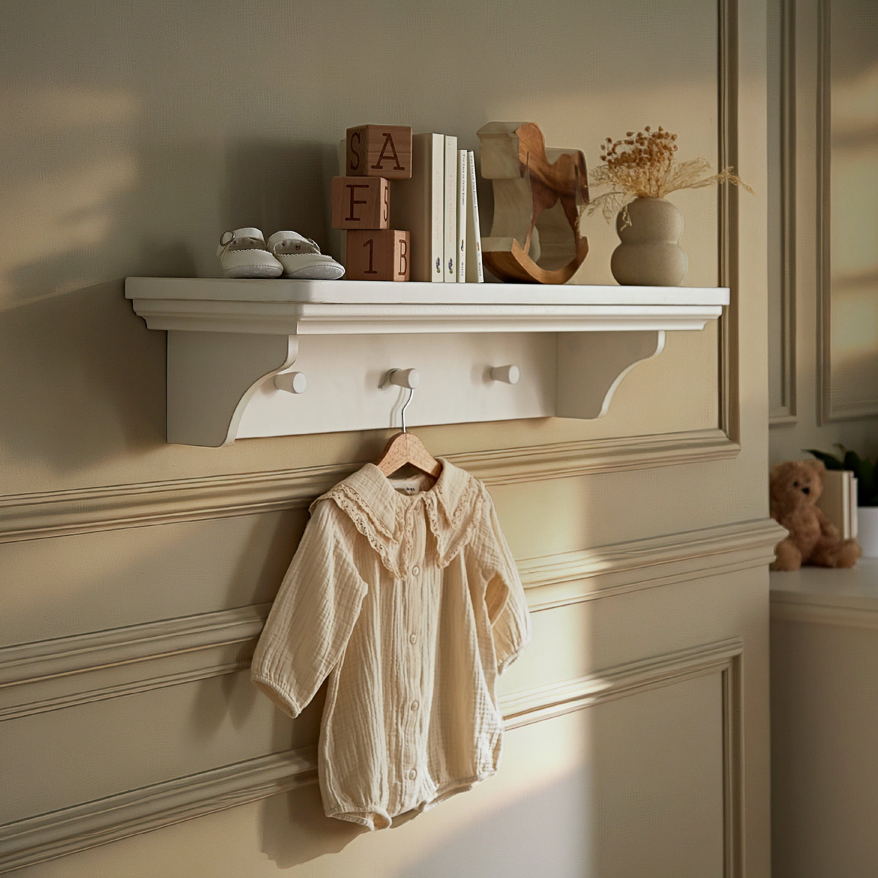 Beaumont Shelf - White Furniture Singles CuddleCo