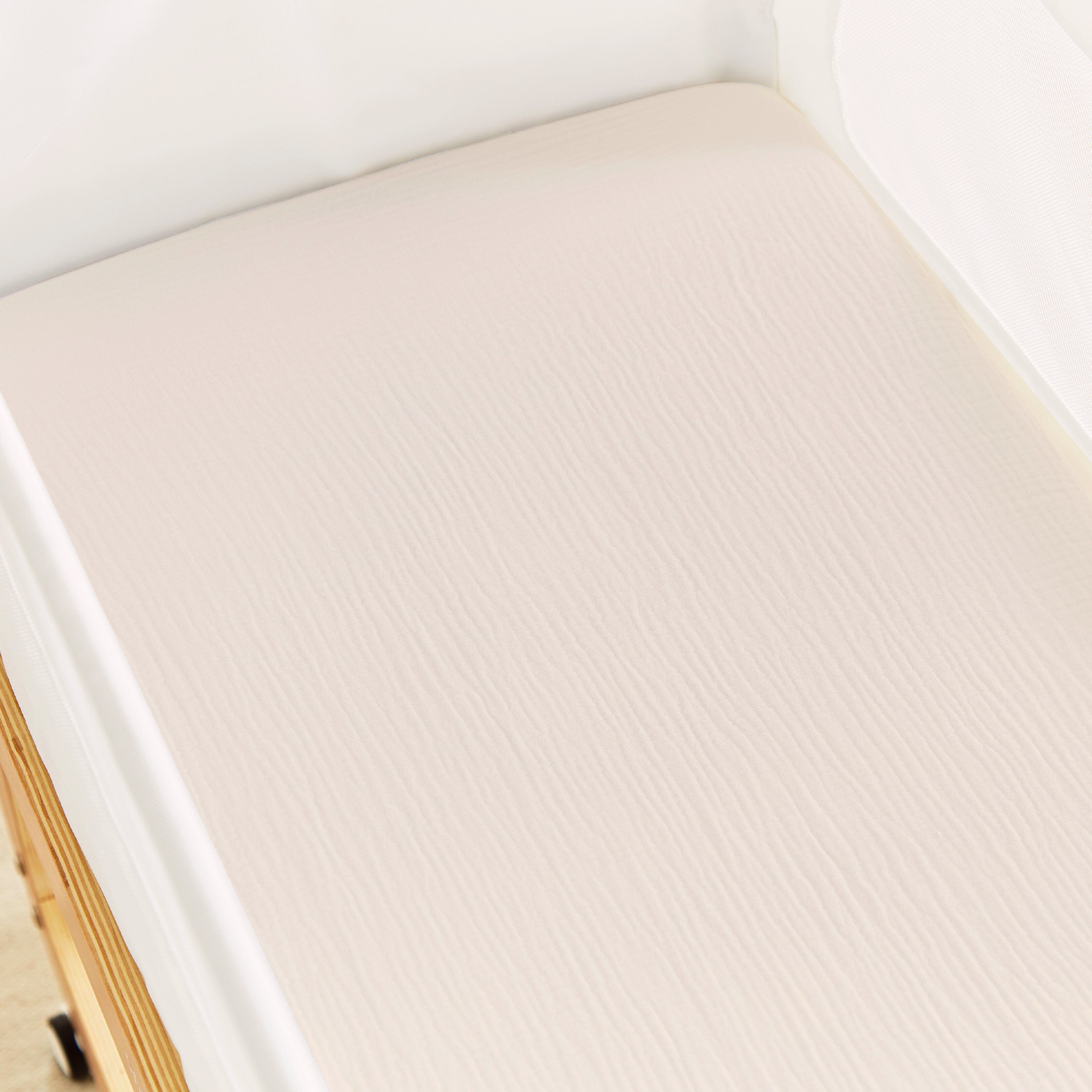 Universal Crib/Co-Sleeper Bedding Set - Ditsy Cherry Accessory CuddleCo