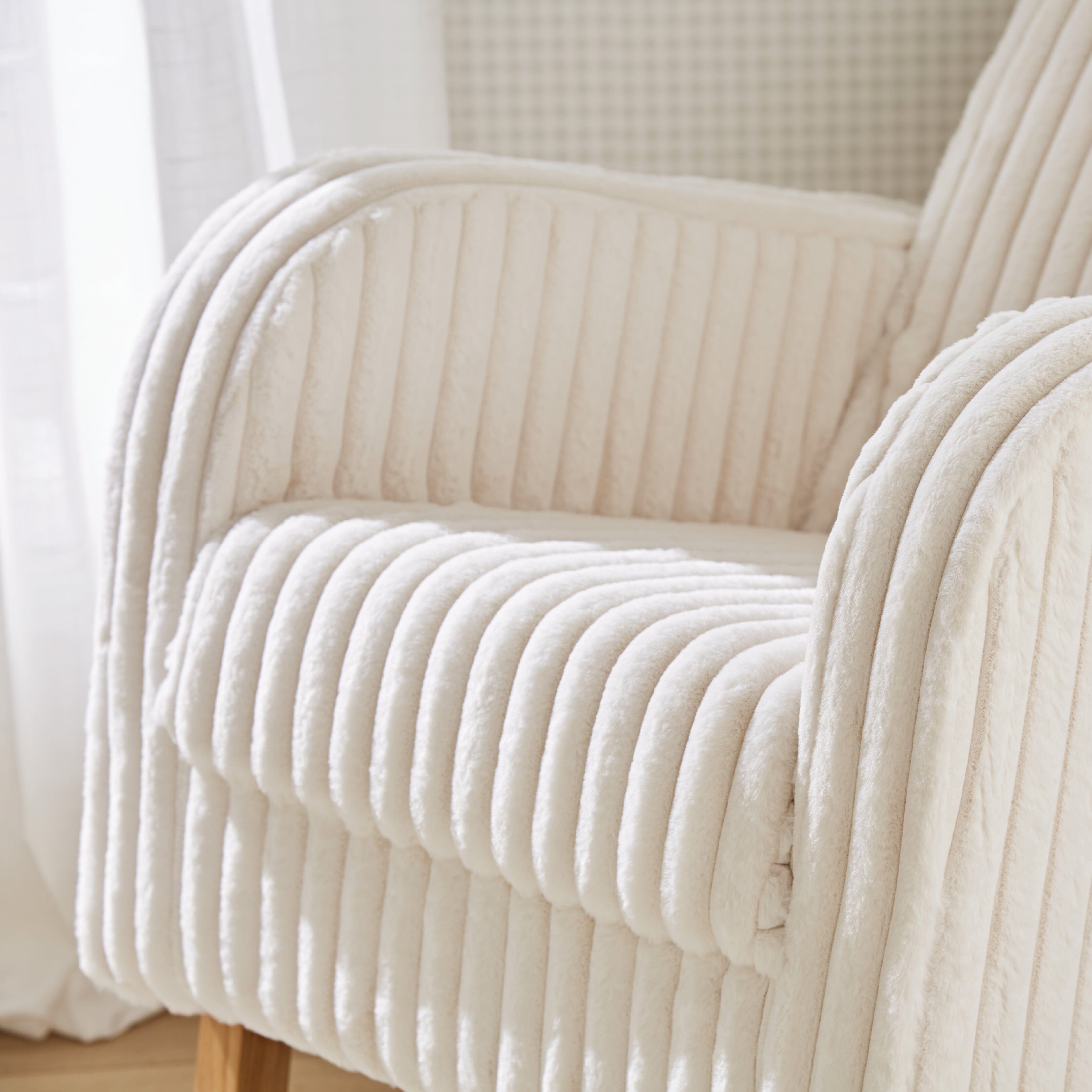 Etta Faux Fur Nursing Chair - Cream CuddleCo