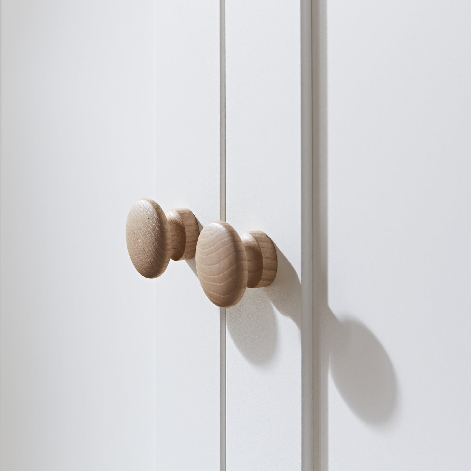 Luna 2 Door Double Wardrobe - White & Oak Furniture Singles CuddleCo