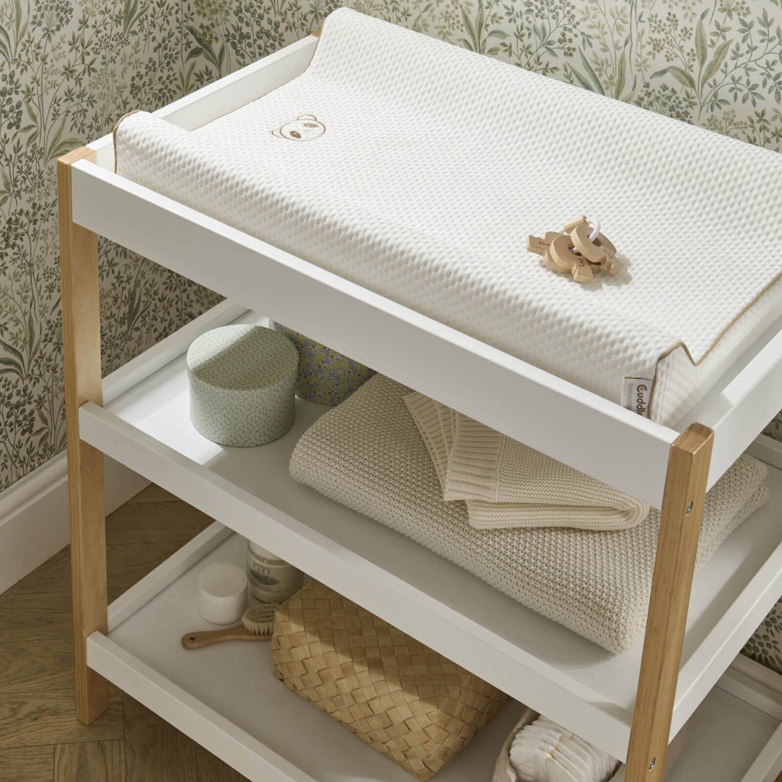 Nola Changing Table - White & Natural Furniture Singles CuddleCo