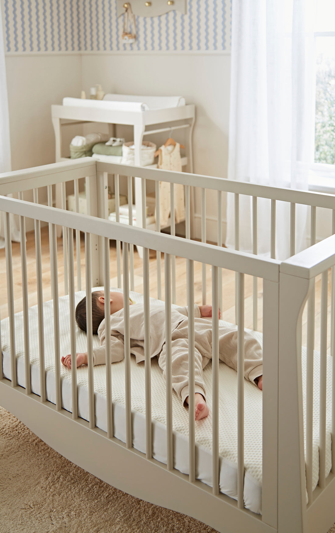Dressing Baby for Different Temperatures