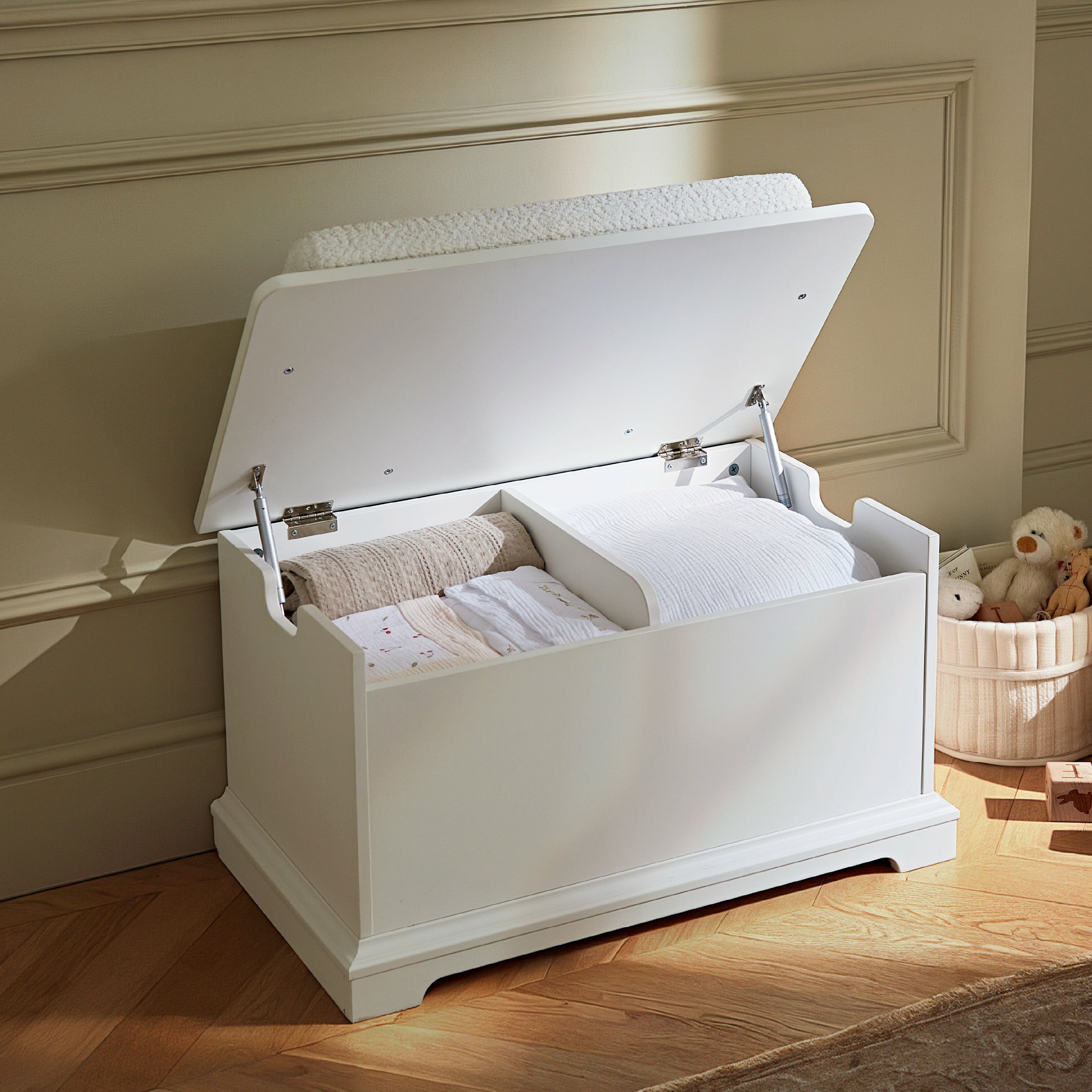 Beaumont Storage Box & Cushion Set - White Furniture Singles CuddleCo 