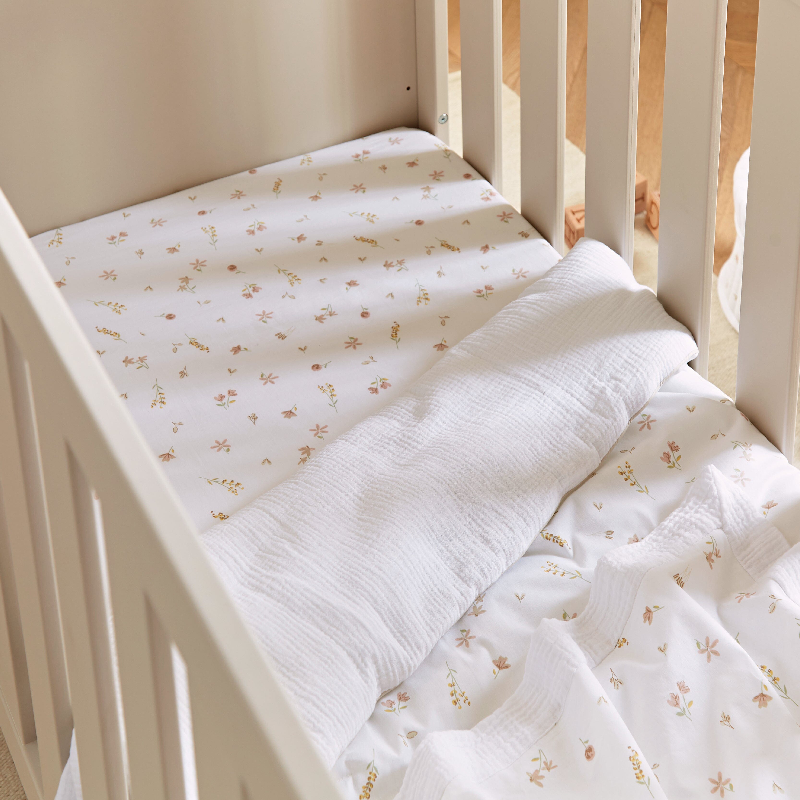 4 Piece Cot Bed Bedding Set - Cashmere Meadow Accessory CuddleCo 