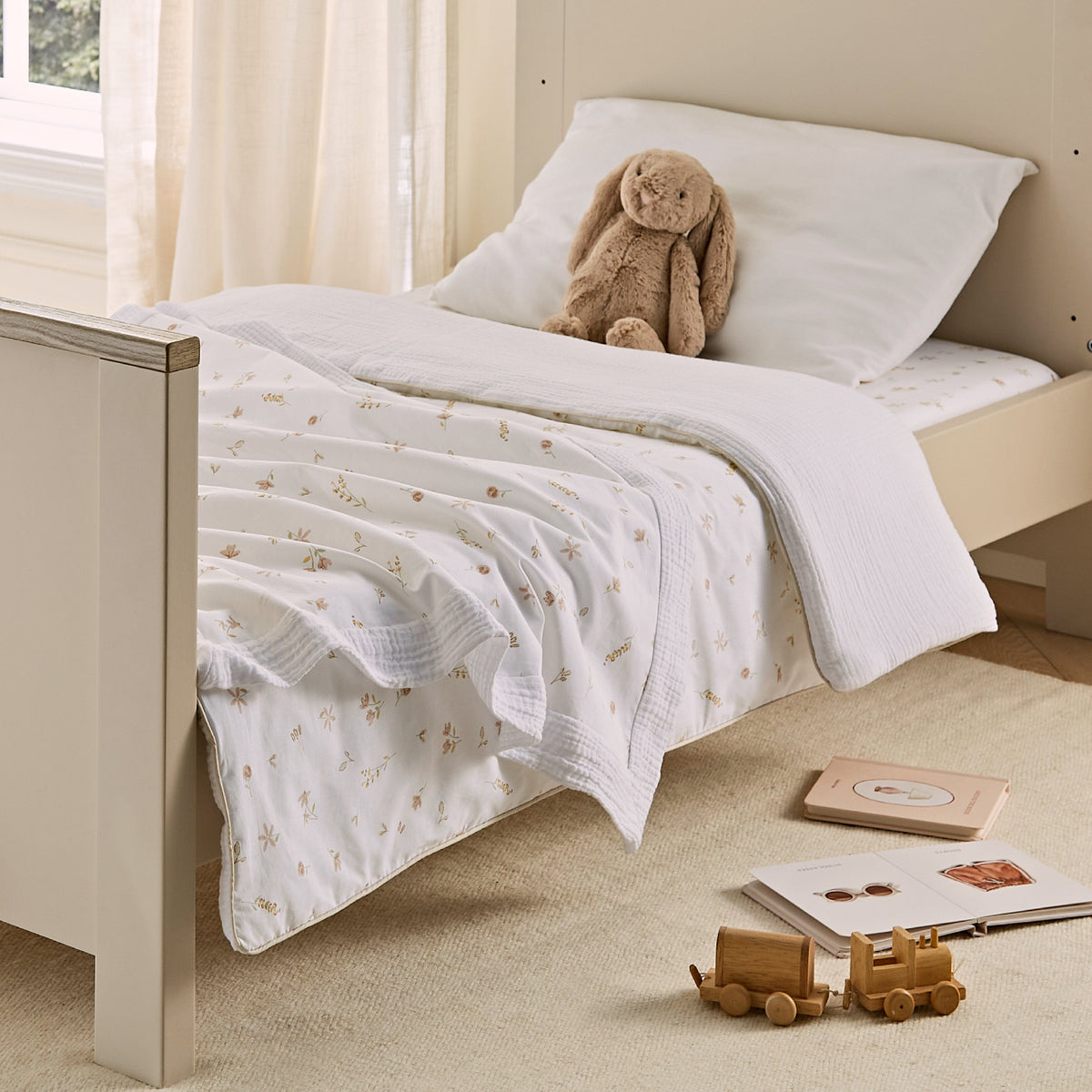 4 Piece Cot Bed Bedding Set Cashmere Meadow