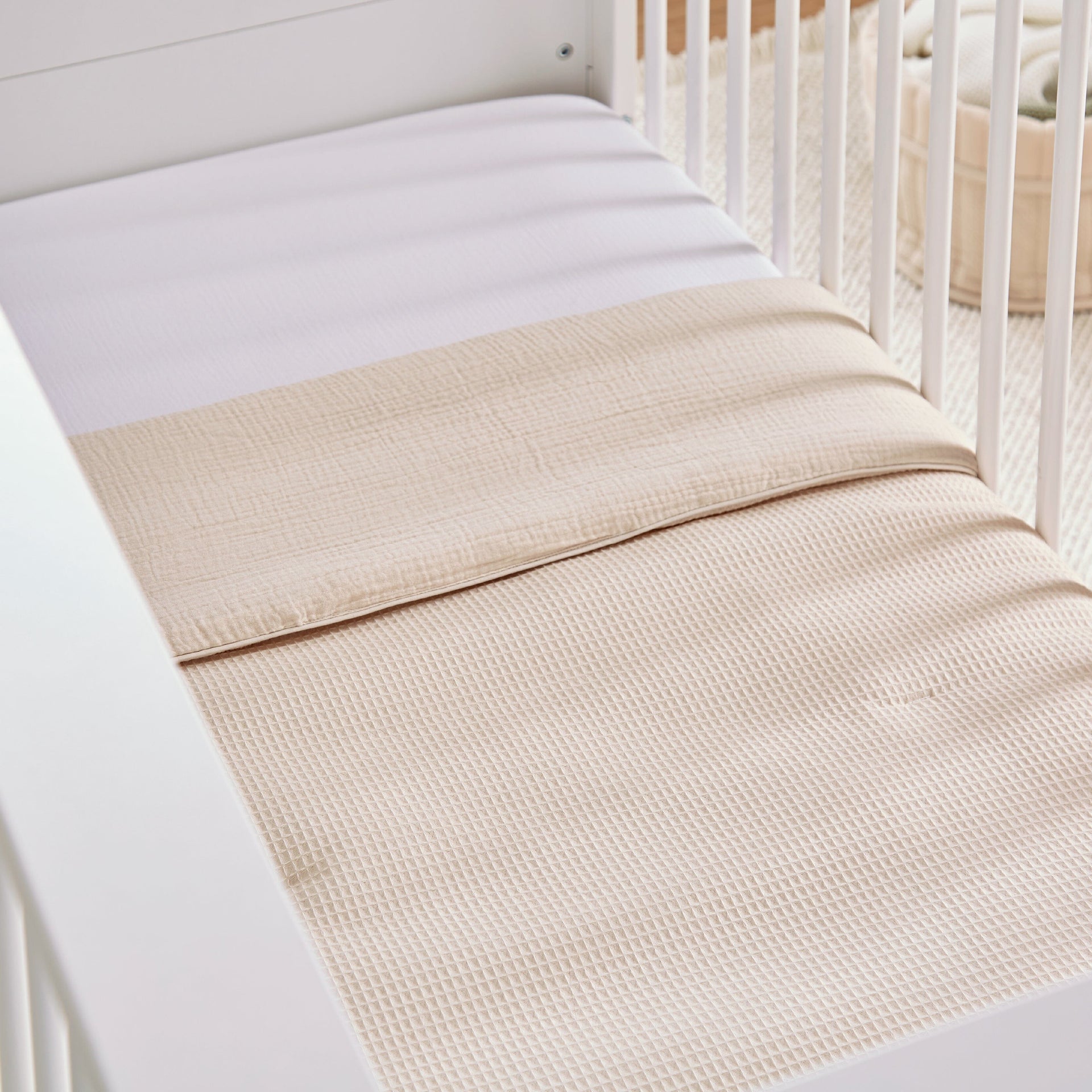 Cot Bed Quilt Cashmere Waffle