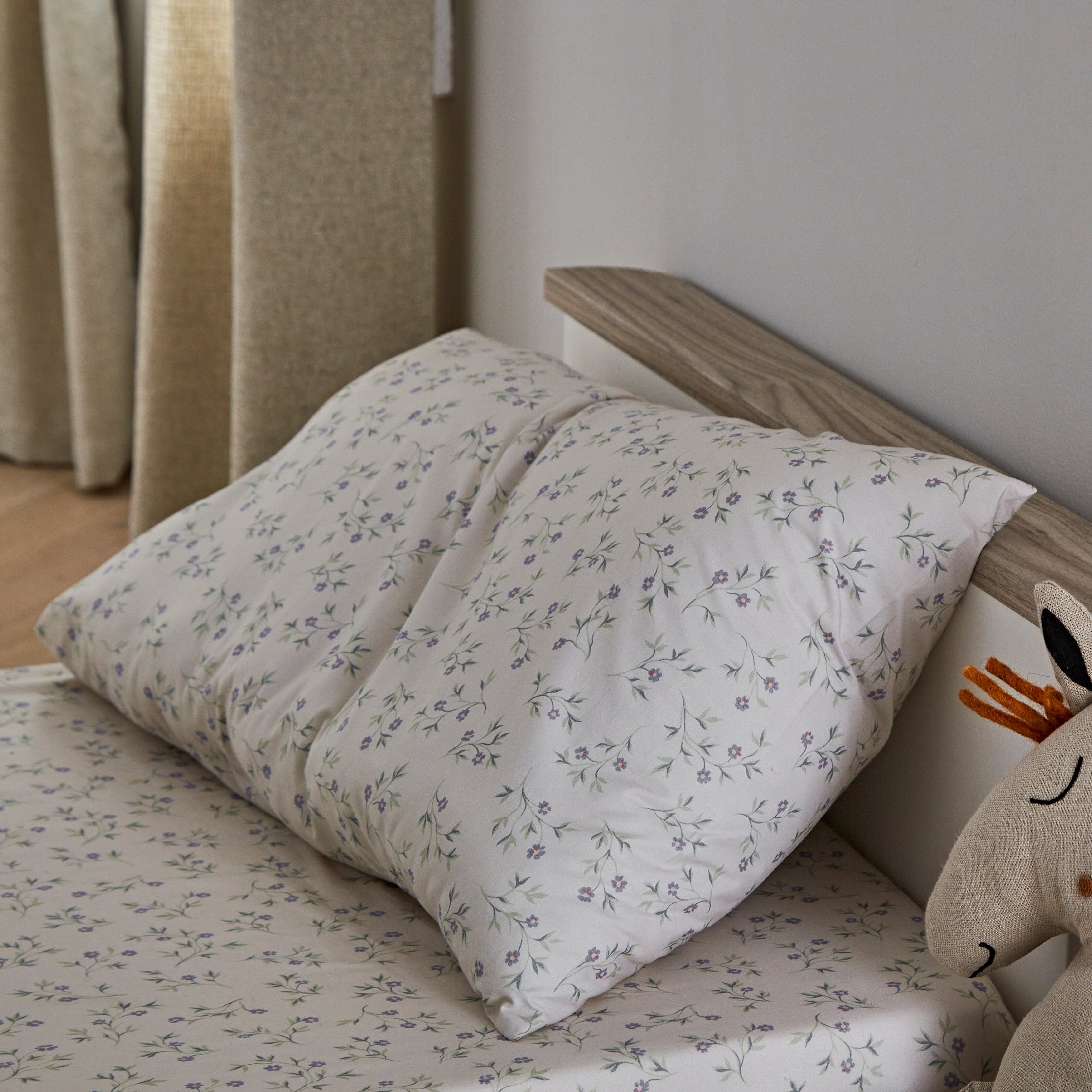 Clara Toddler Bed - White & Ash Bed CuddleCo 