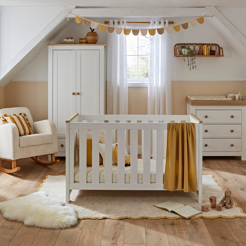 Luna 3 Piece Nursery Furniture Set - White & Oak