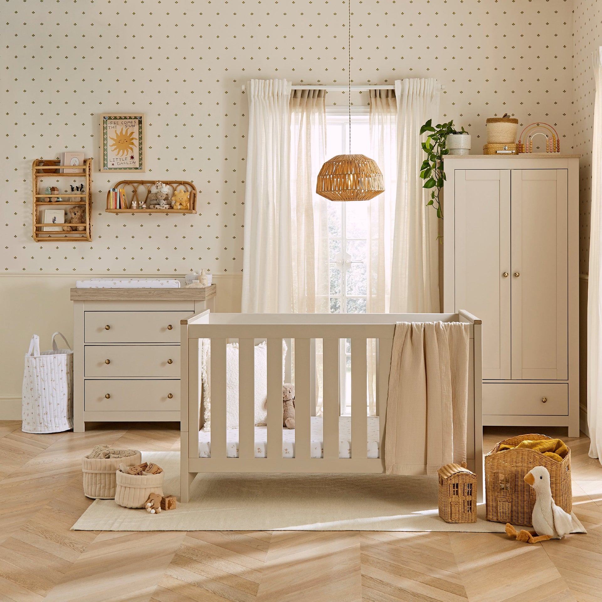 Luna 3 Piece Nursery Furniture Set Cashmere &