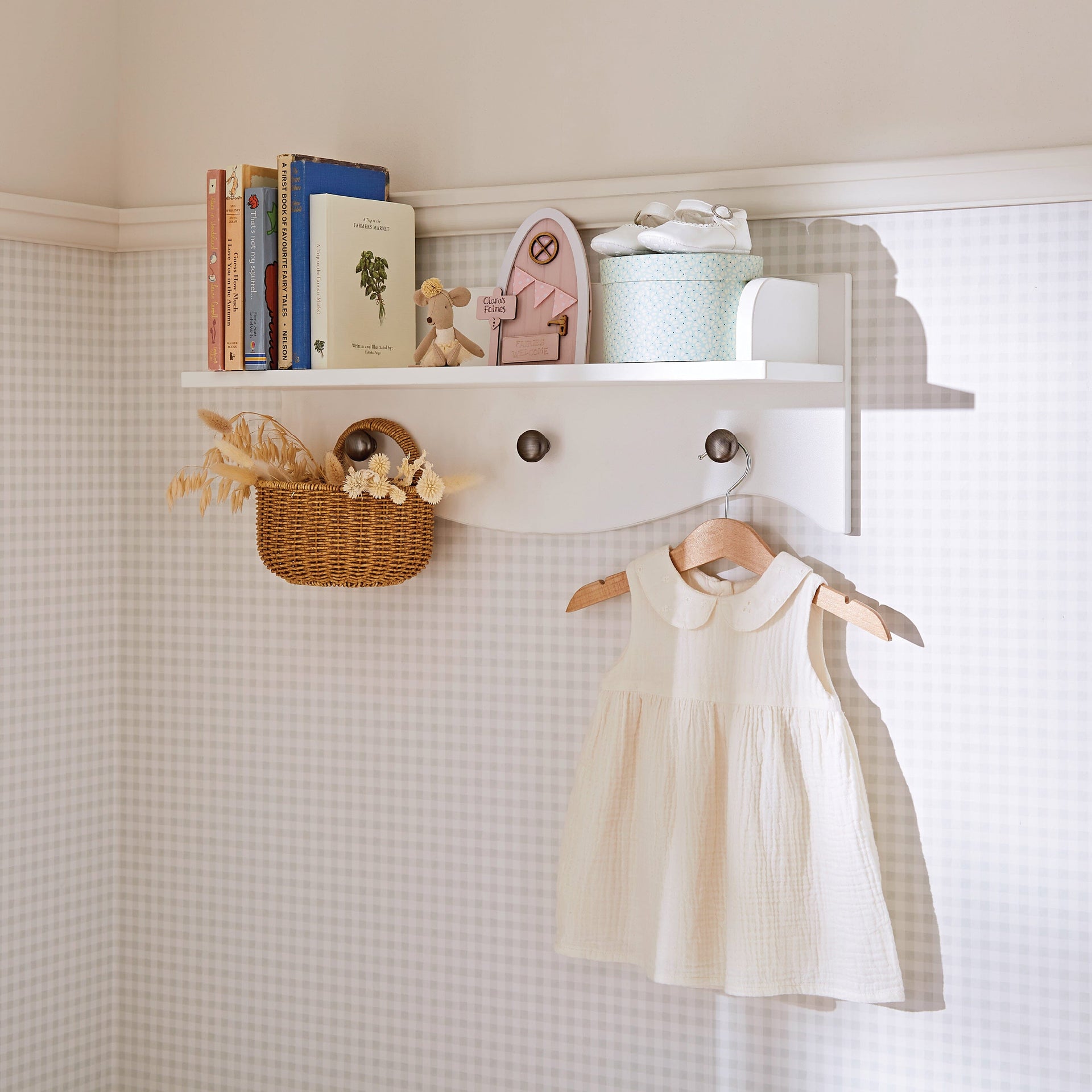 Clara Wall Shelf