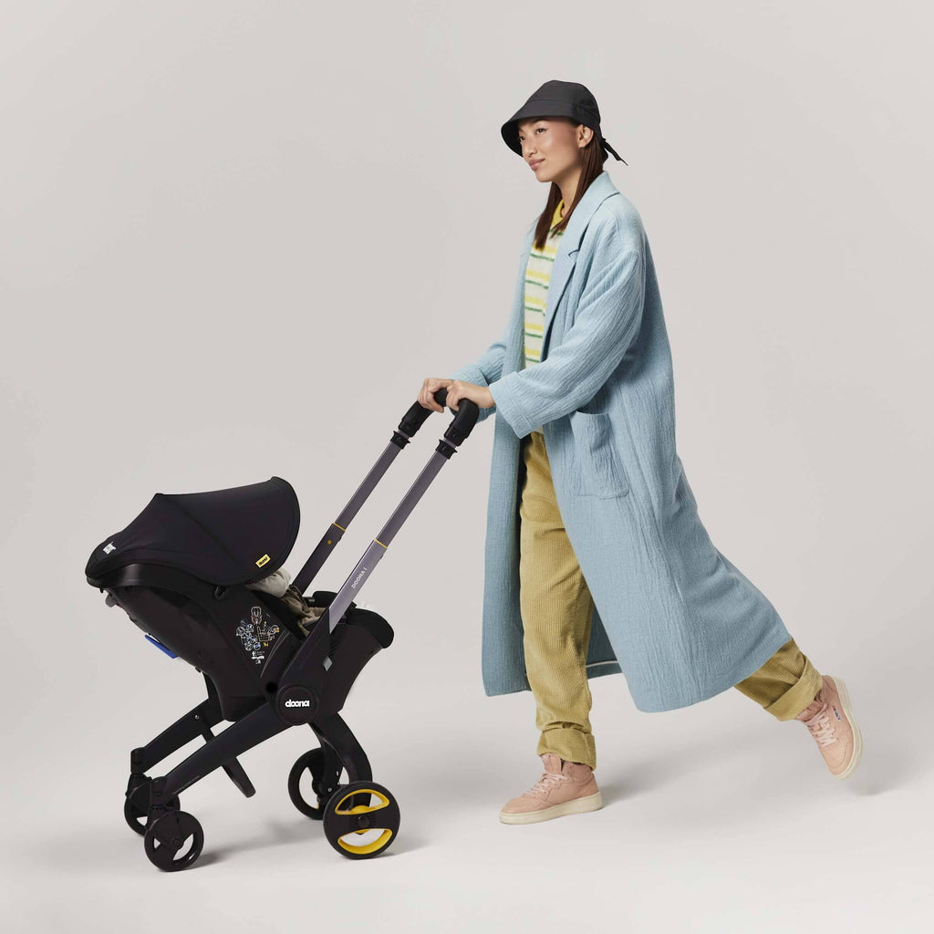 Doona i Car Seat & Stroller Nitro Black (Pre-order) CuddleCo 