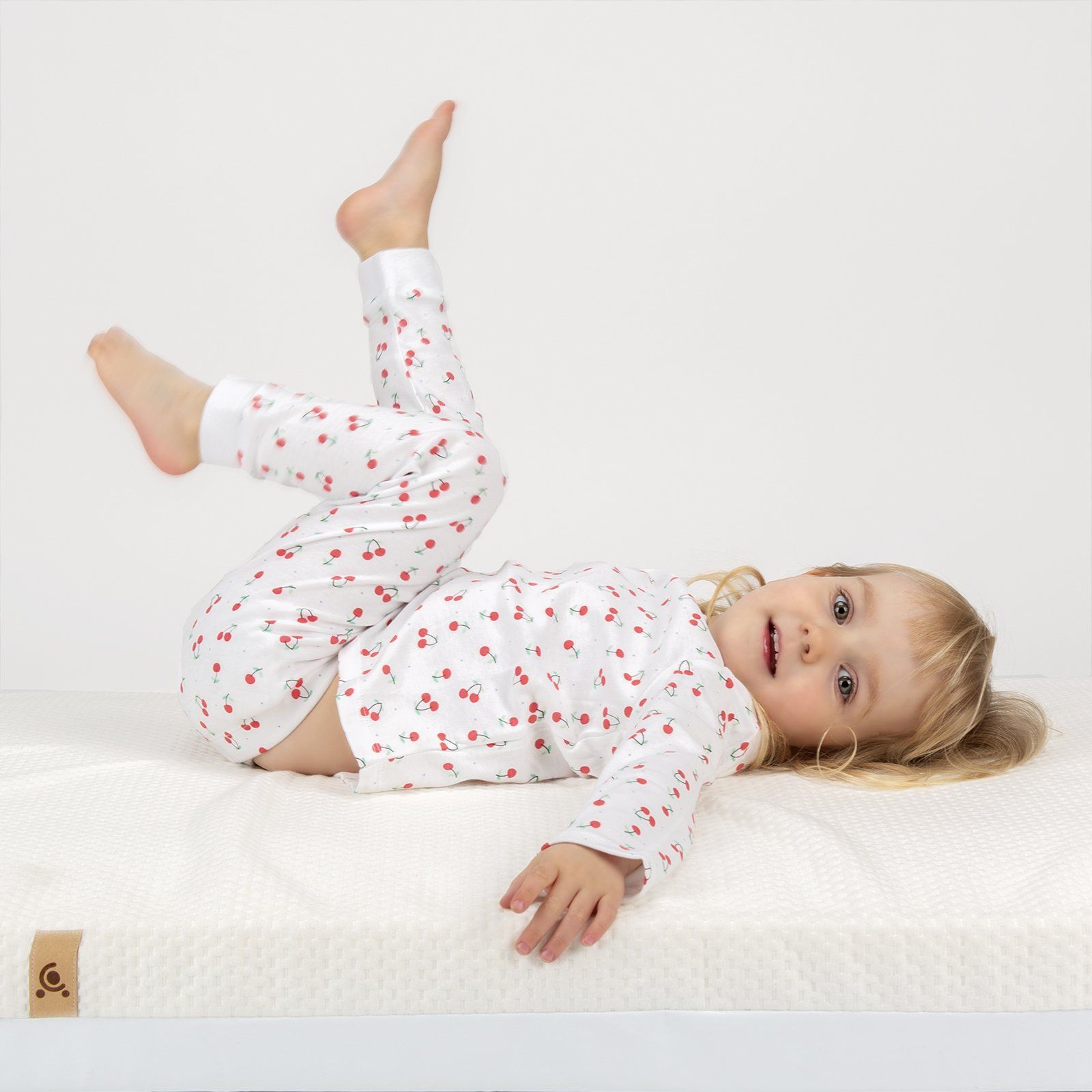 Hypoallergenic cot online bed mattress